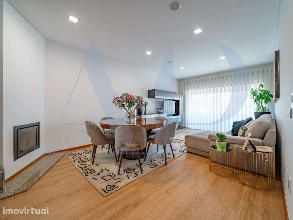 Apartamento T2 Premium com terraço, varanda e garagem fechada - jun... - Grande imagem: 3/24