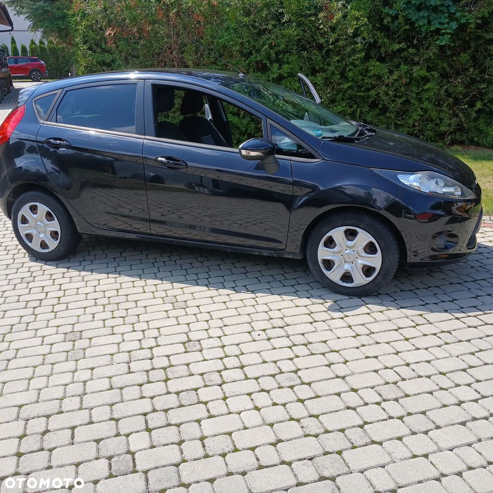 Ford Fiesta - 7