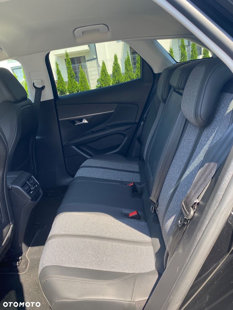 Peugeot 3008 1.2 PureTech Allure S&S EAT6 - 16