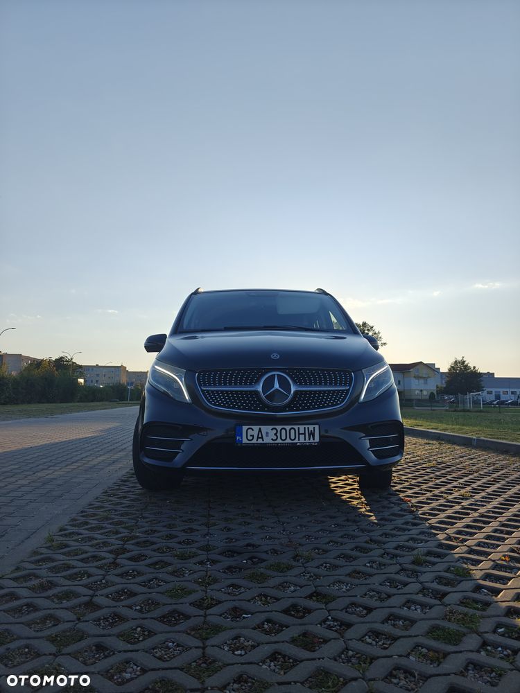 Mercedes-Benz Klasa V 300 d Avantgarde 9G-Tronic (d³ugi) - 2