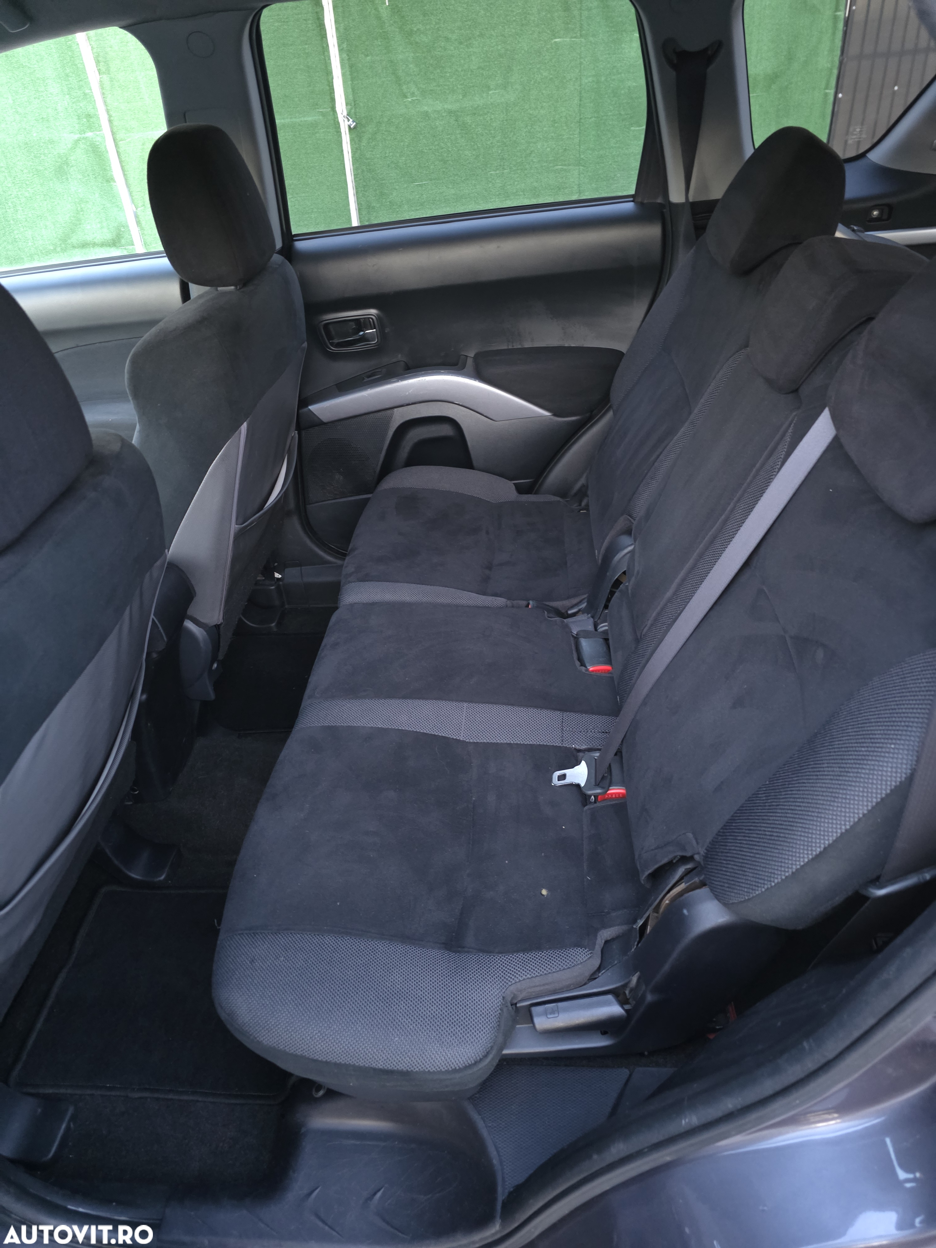 Mitsubishi Outlander 2.0 DI-D 4WD Instyle - 9