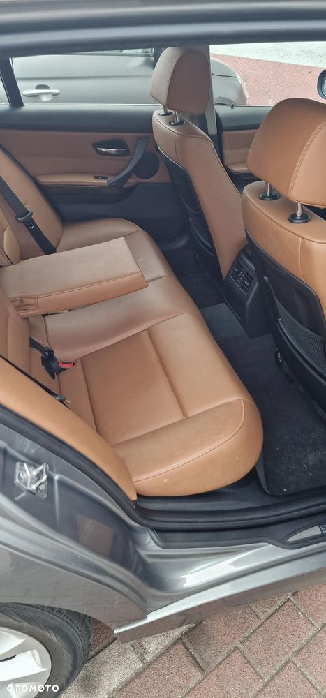 BMW Seria 3 - 18