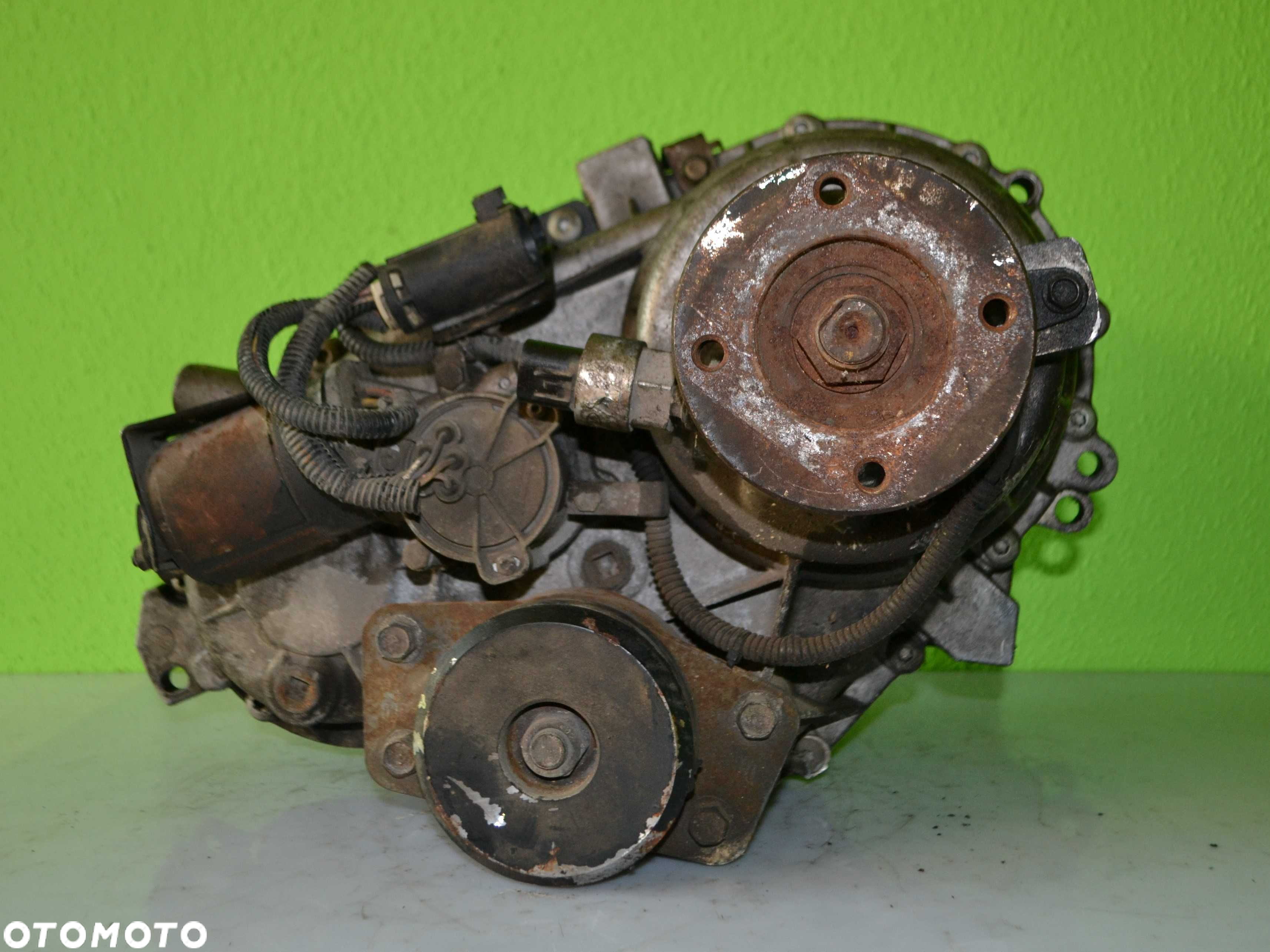 Reduktor skrzyni biegów KIA SORENTO 2.5 CRDI  47300-3C110 - 2