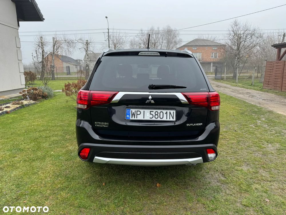 Mitsubishi Outlander 2.0 4WD CVT Active+ - 6