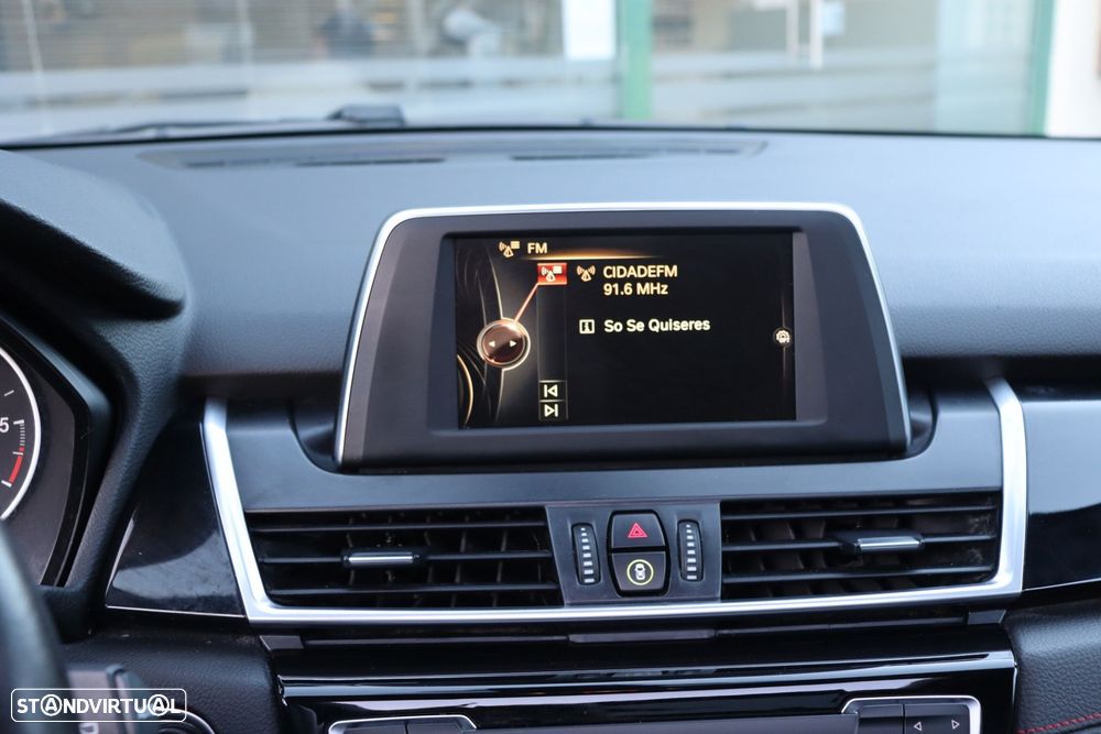 BMW 216 Active Tourer d Line Sport Auto - 18