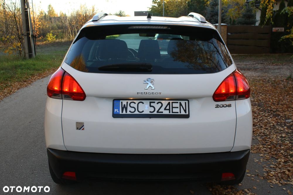 Peugeot 2008 PureTech 110 Style - 3