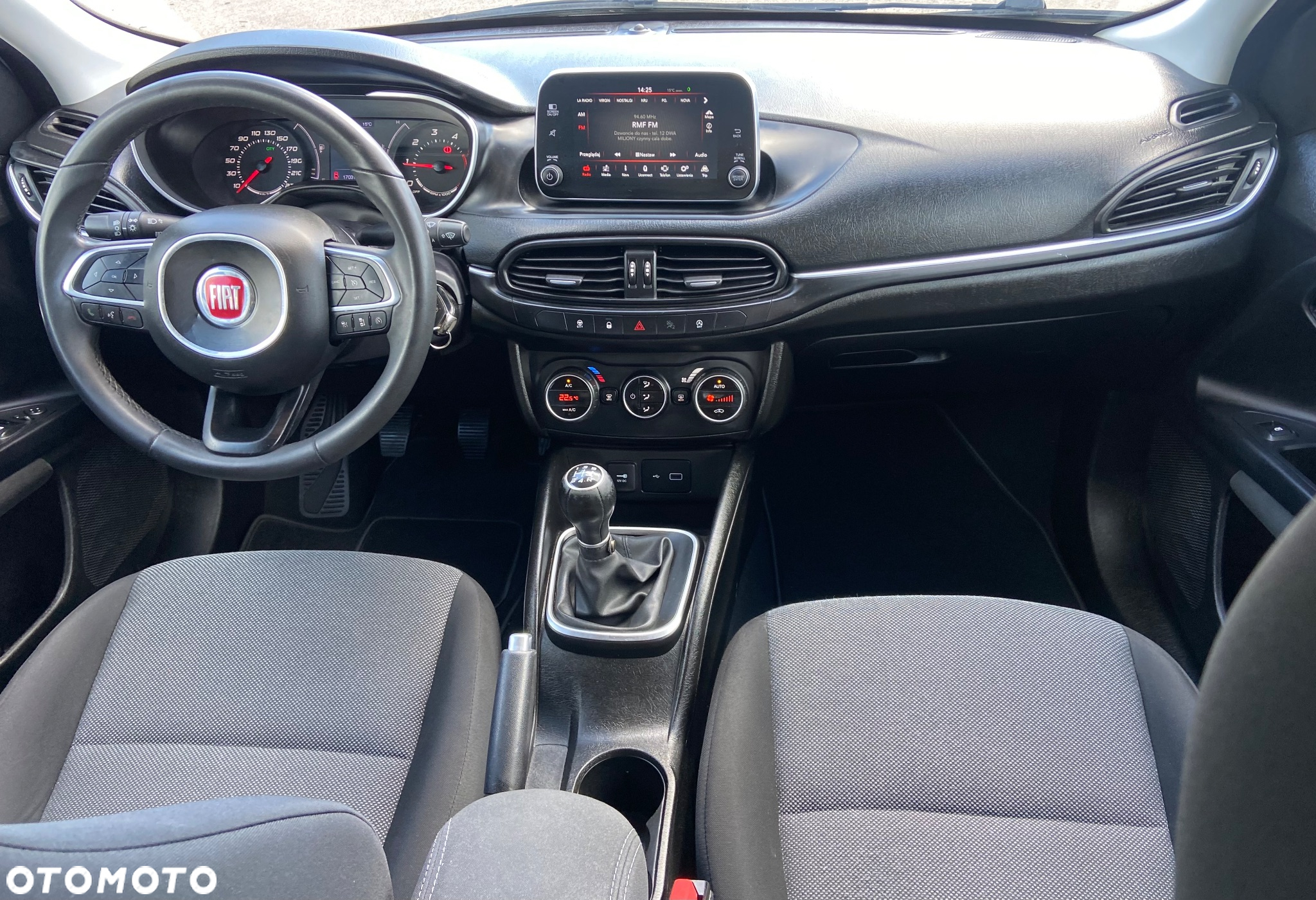 Fiat Tipo 1.3 MultiJet 16v Sport - 13