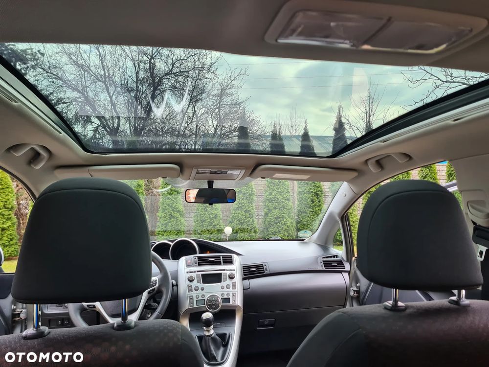 Toyota Verso 1.6 Luna EU5 - 11