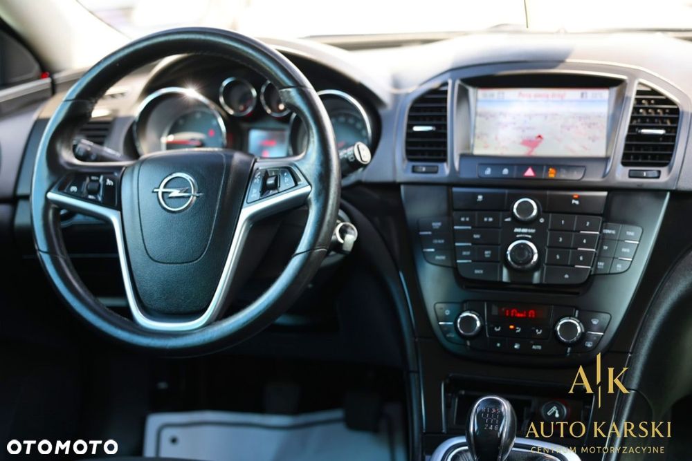 Opel Insignia - 22
