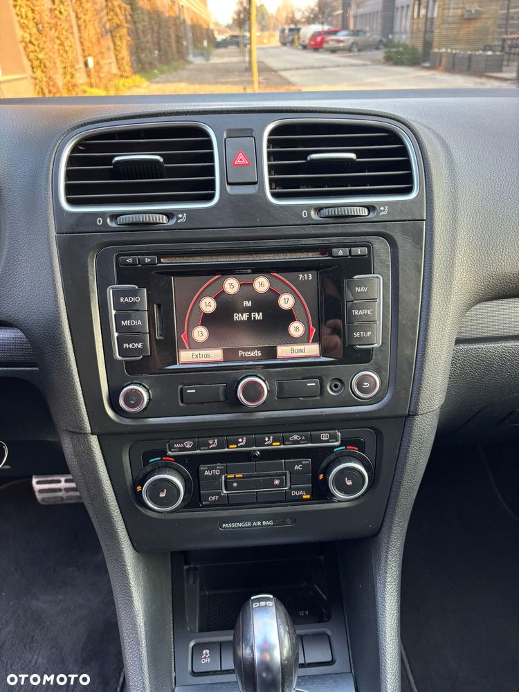 Volkswagen Golf 1.4 TSI DSG Style - 31