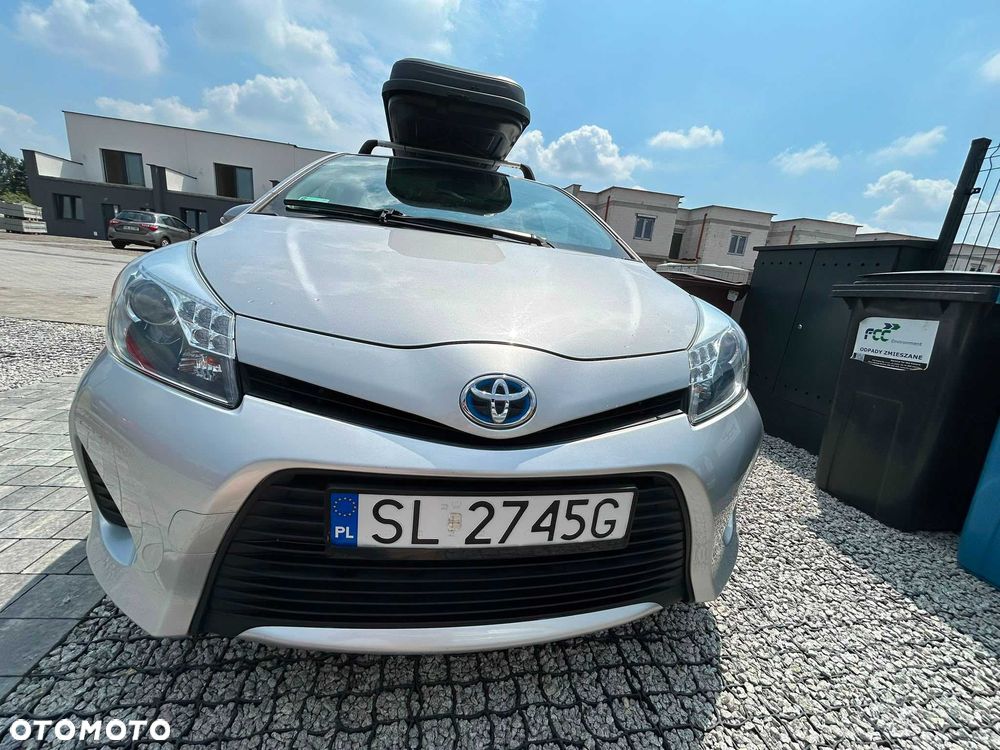 Toyota Yaris - 1