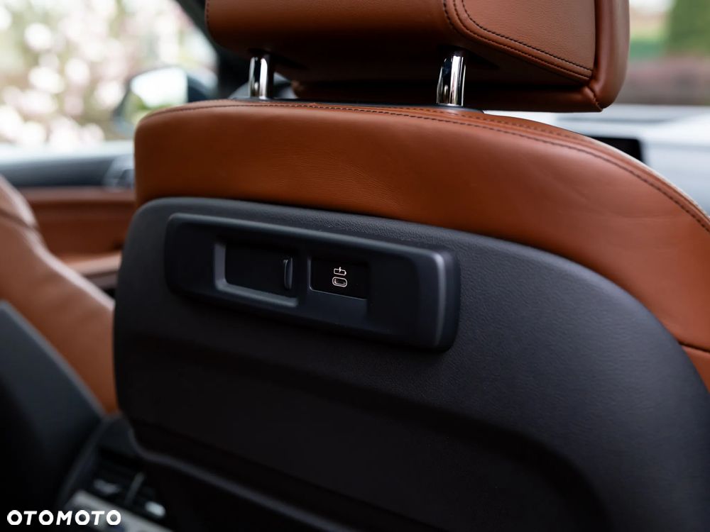 BMW X5 xDrive30d mHEV - 34