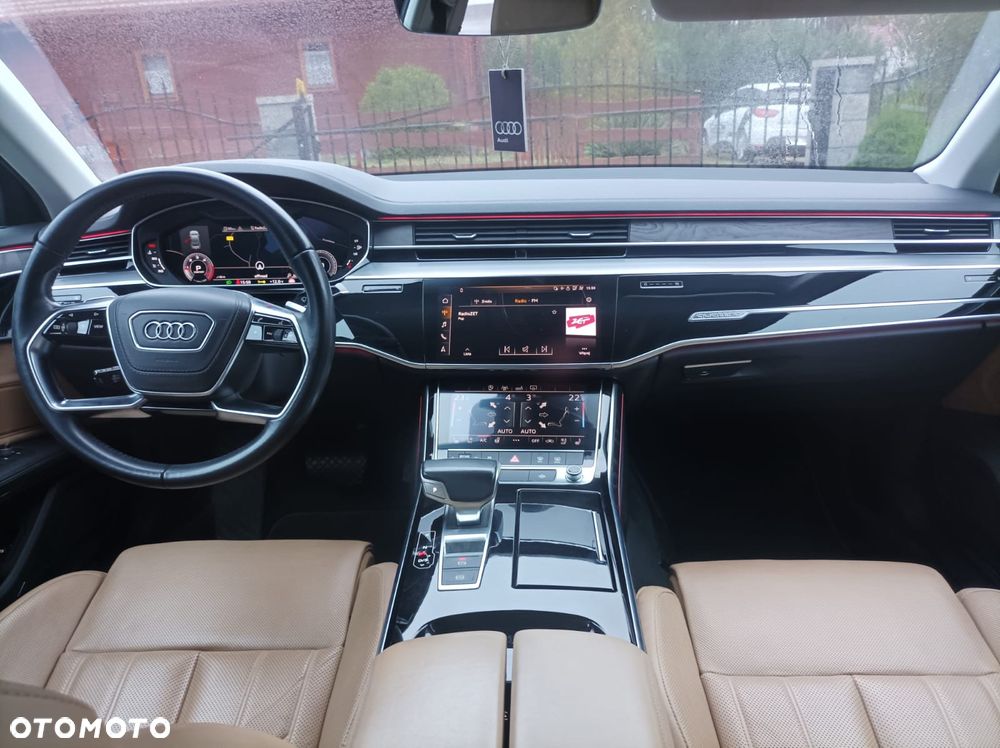 Audi A8 - 9