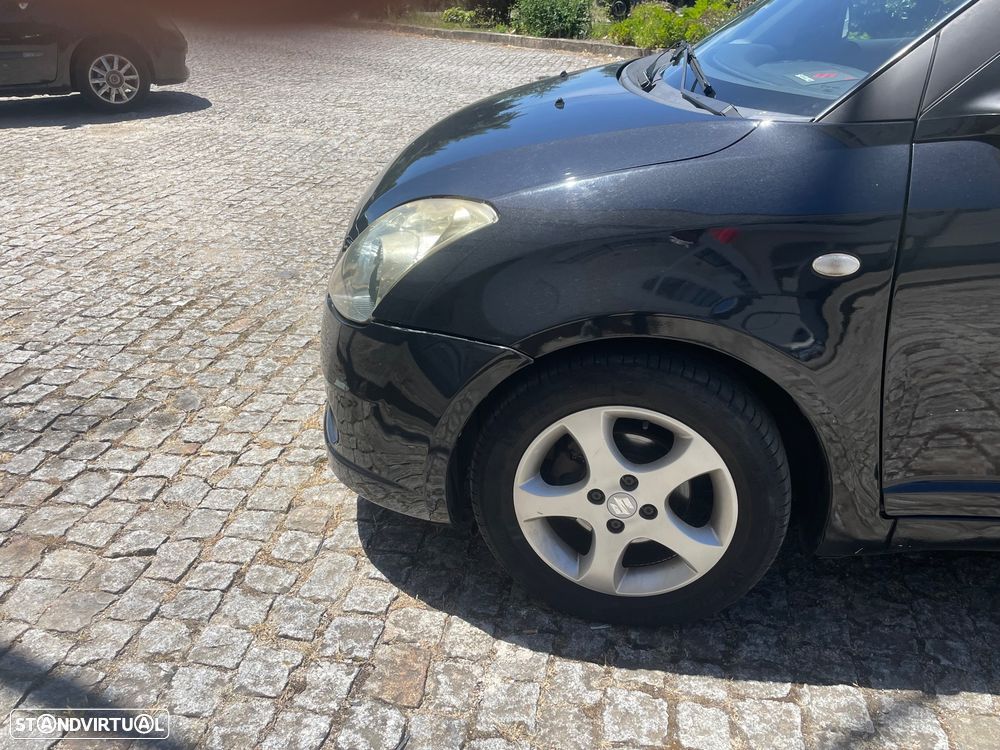 Suzuki Swift 1.3 DDiS GL - 16