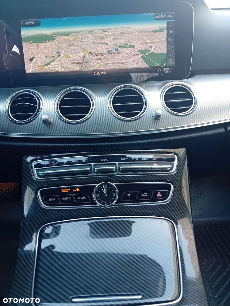 Mercedes-Benz Klasa E - 17