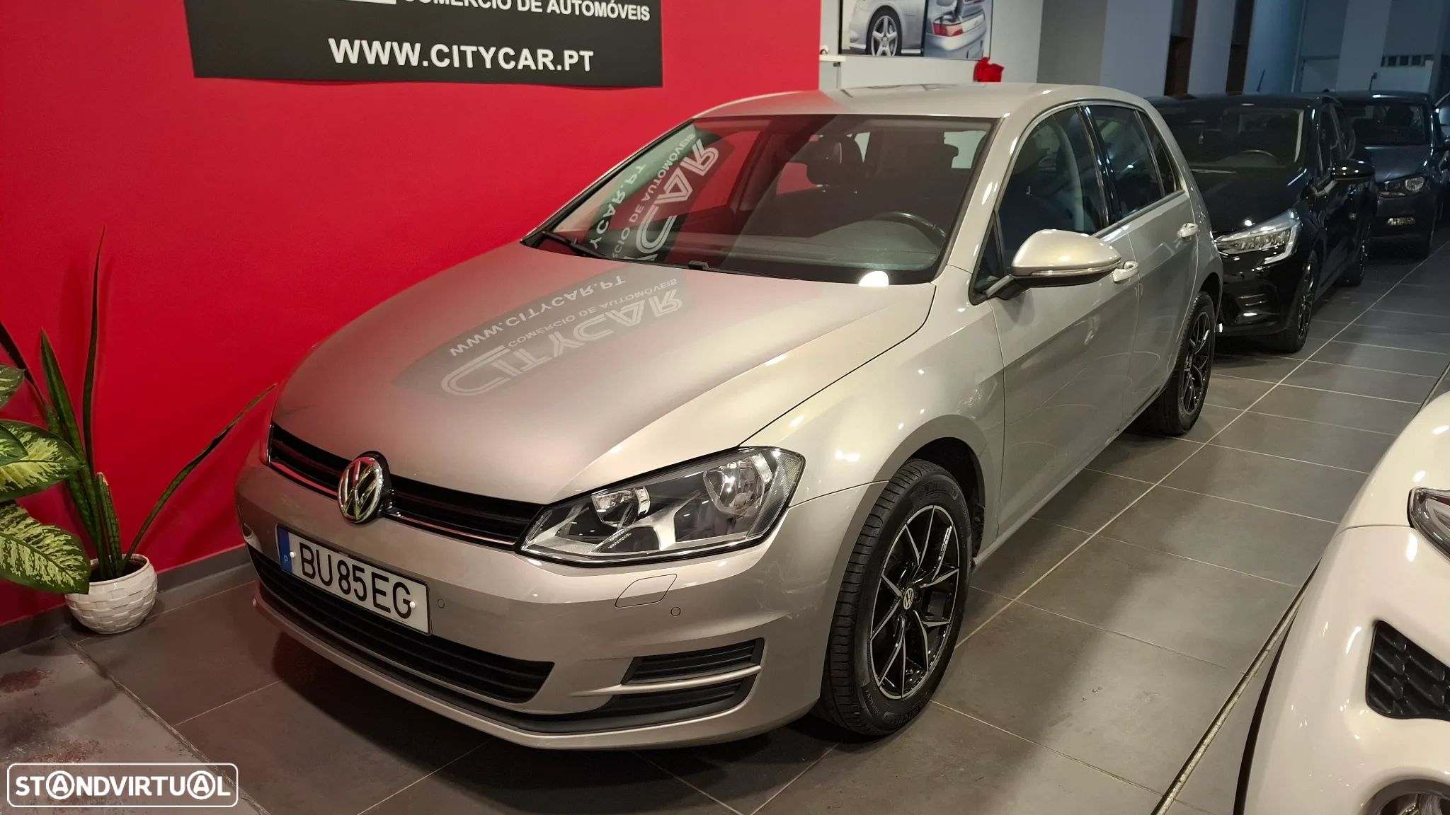 VW Golf 1.6 TDi Trendline - 1