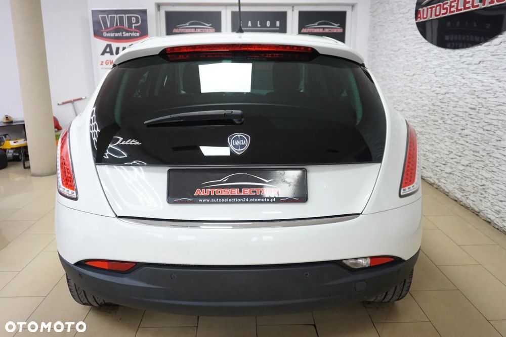 Lancia Delta 1.4 T-Jet 16v Argento - 5