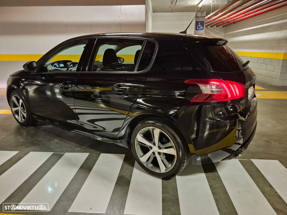 Peugeot 308 1.6 BlueHDi Style J17 - 20