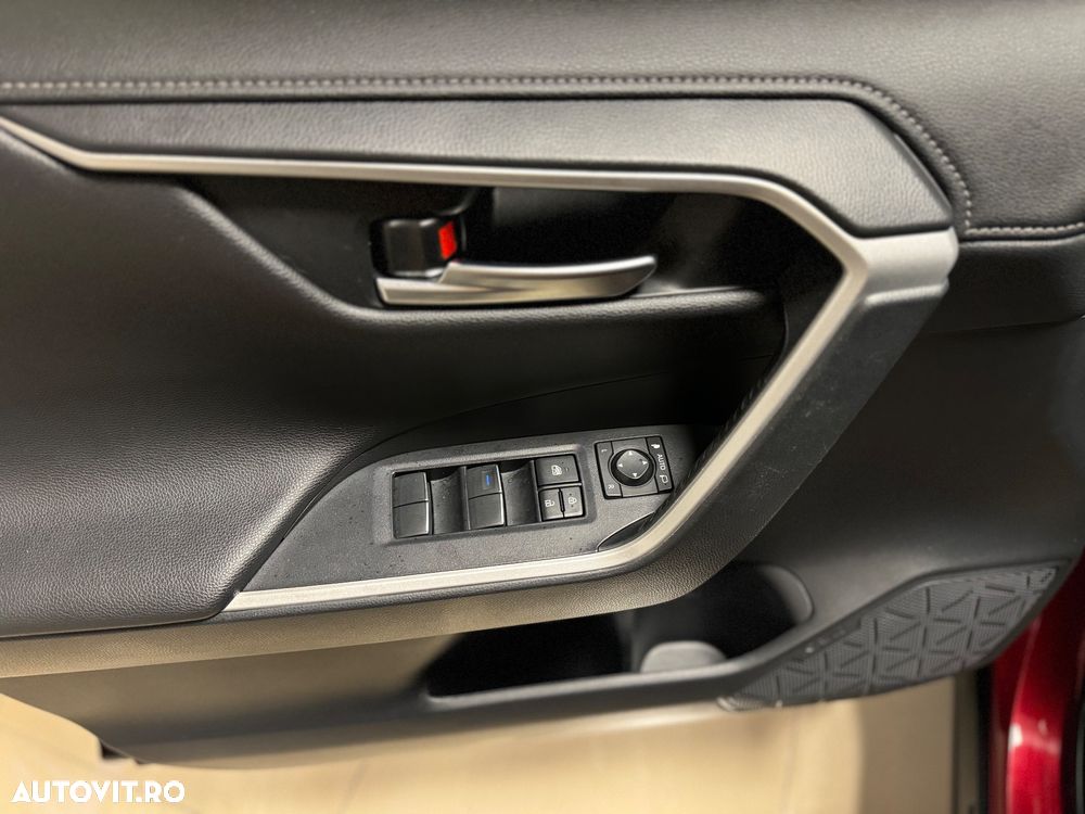 Toyota RAV4 2.5 4x2 Lounge - 22