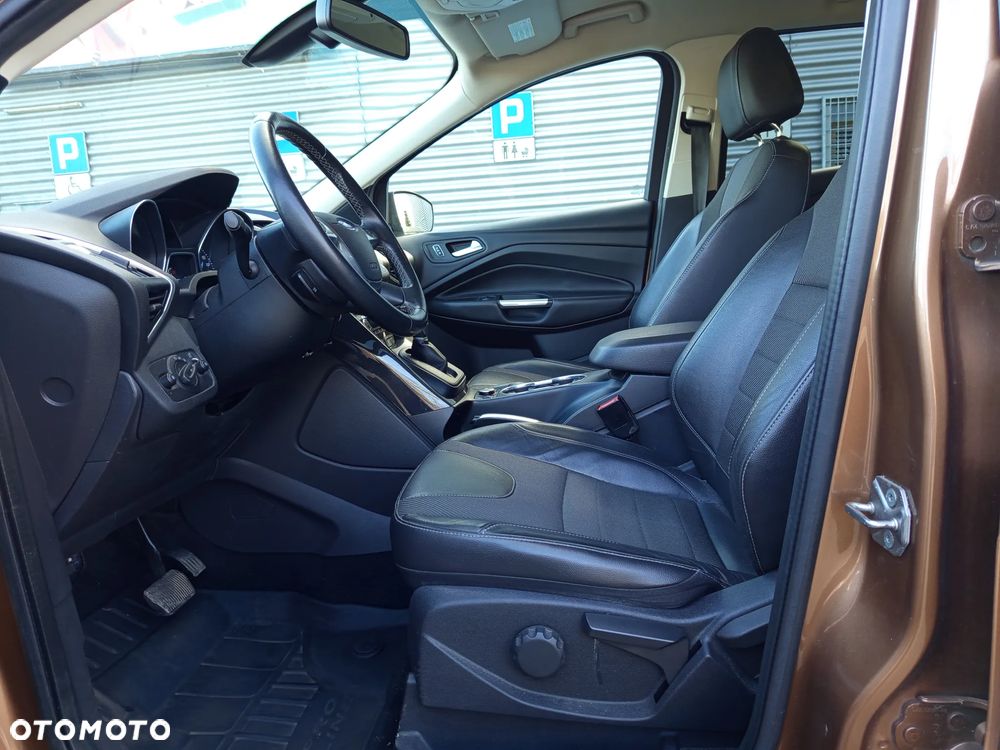Ford Kuga 2.0 TDCi 4WD Titanium - 17
