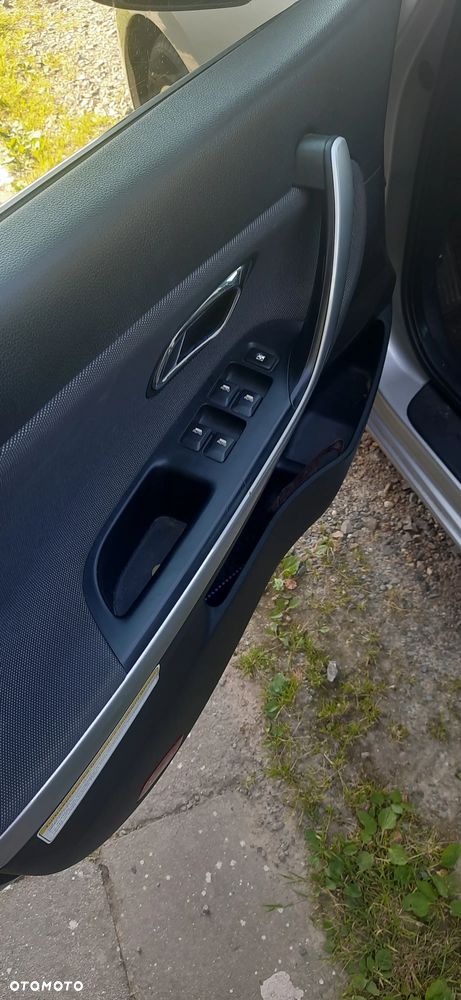 Kia Ceed - 28