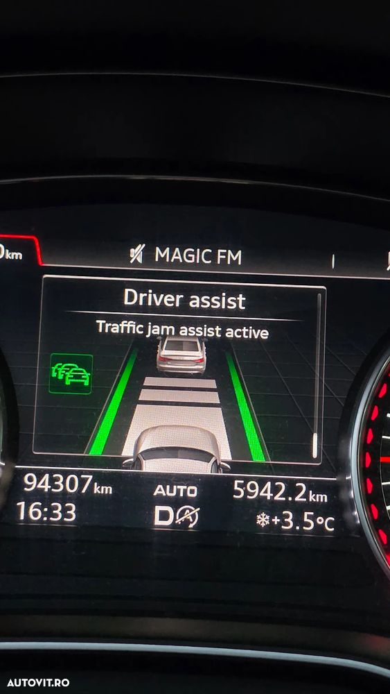 Audi A4 Avant 2.0 40 TDI quattro S tronic Advanced - 10