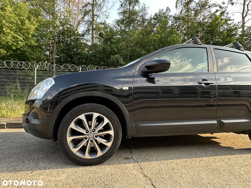 Nissan Qashqai 2.0 4x4 Tekna CVT - 4