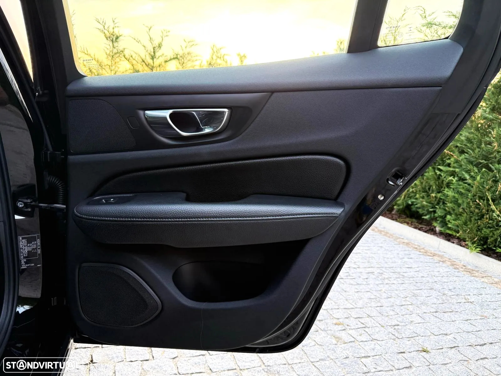 Volvo V60 2.0 T8 AWD TE Inscription Expression - 28