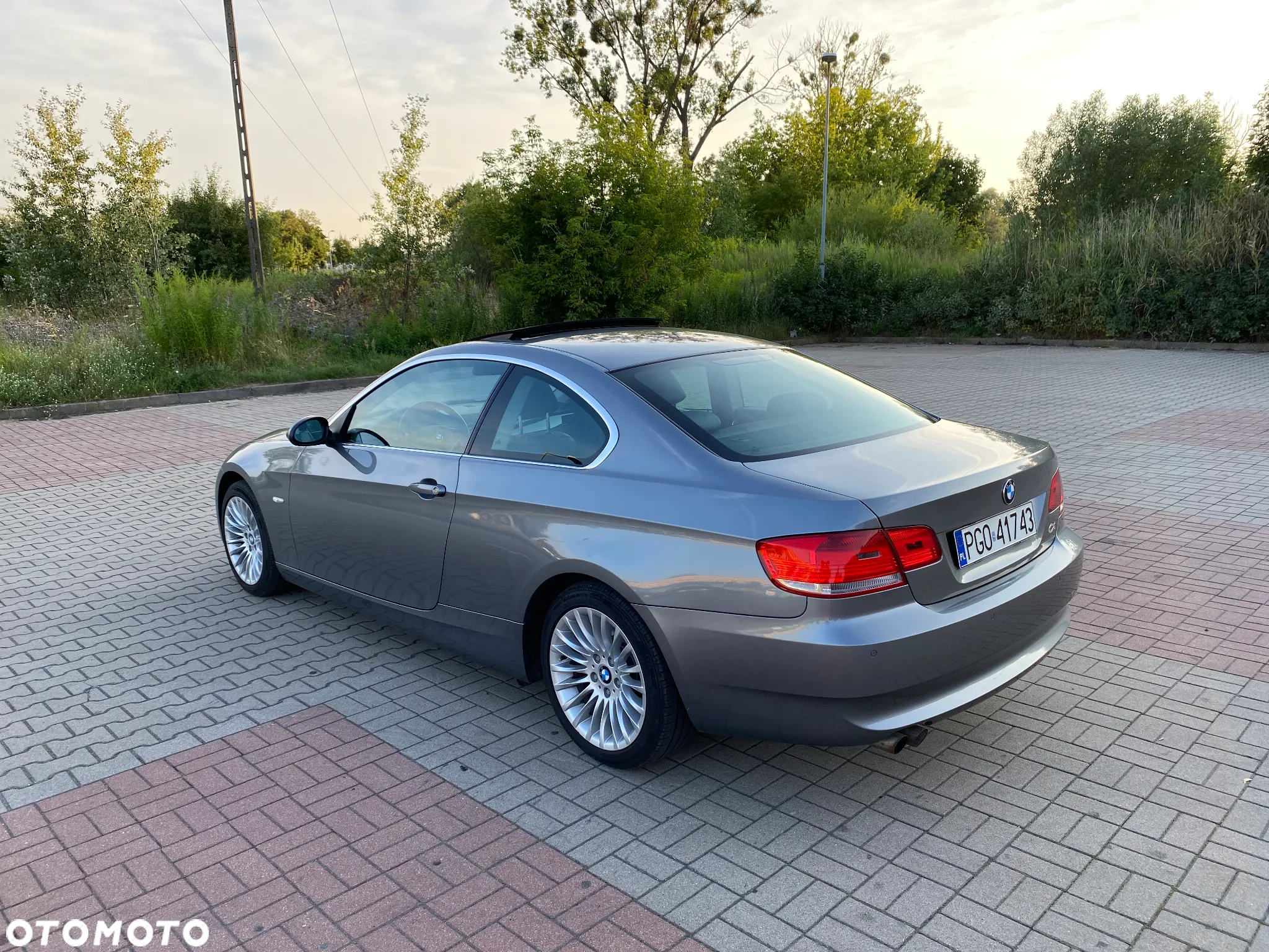 BMW Seria 3 325i - 5