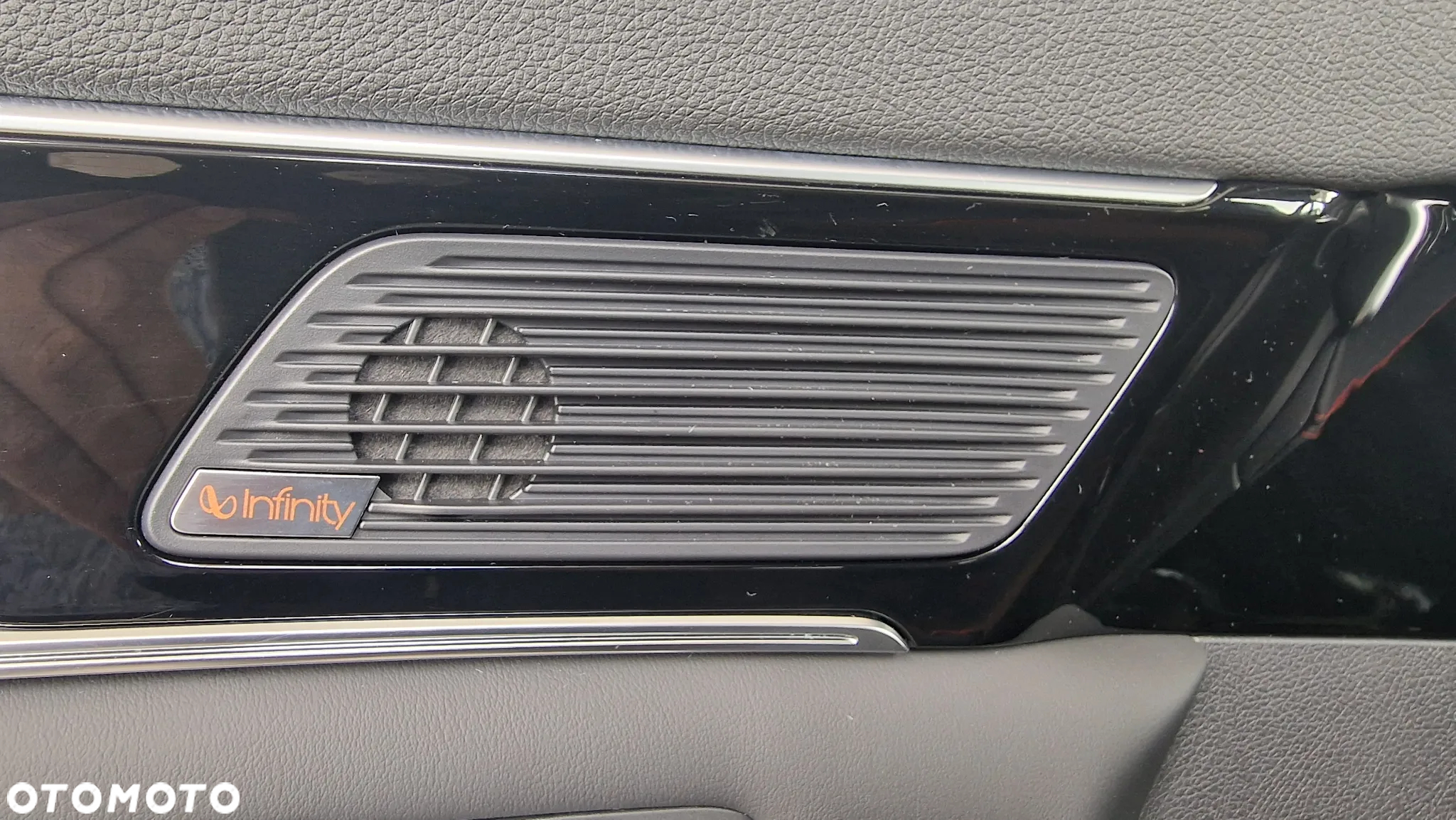 BYD Seal U - 18