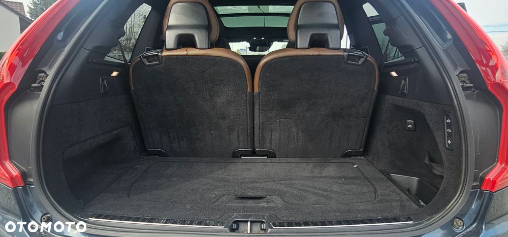 Volvo XC 90 D5 SCR AWD Inscription 7os - 19