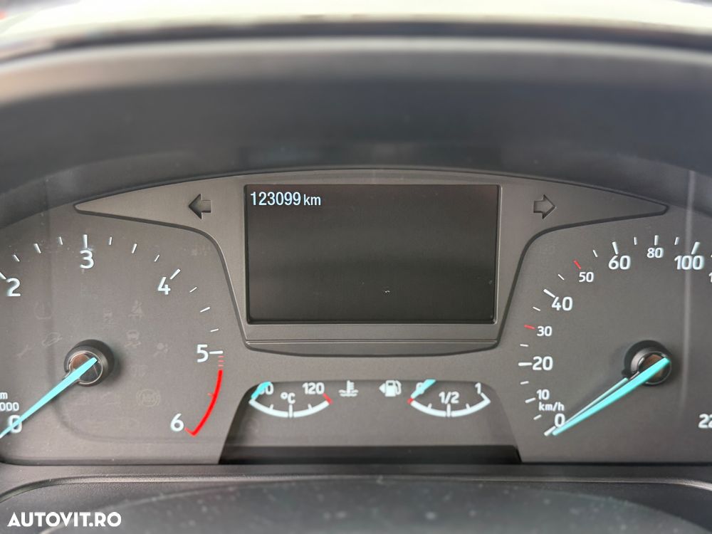 Ford Fiesta - 17