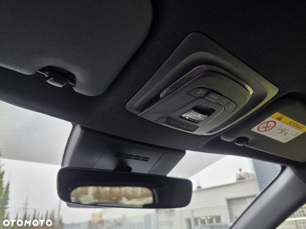 Toyota Corolla Cross - 22