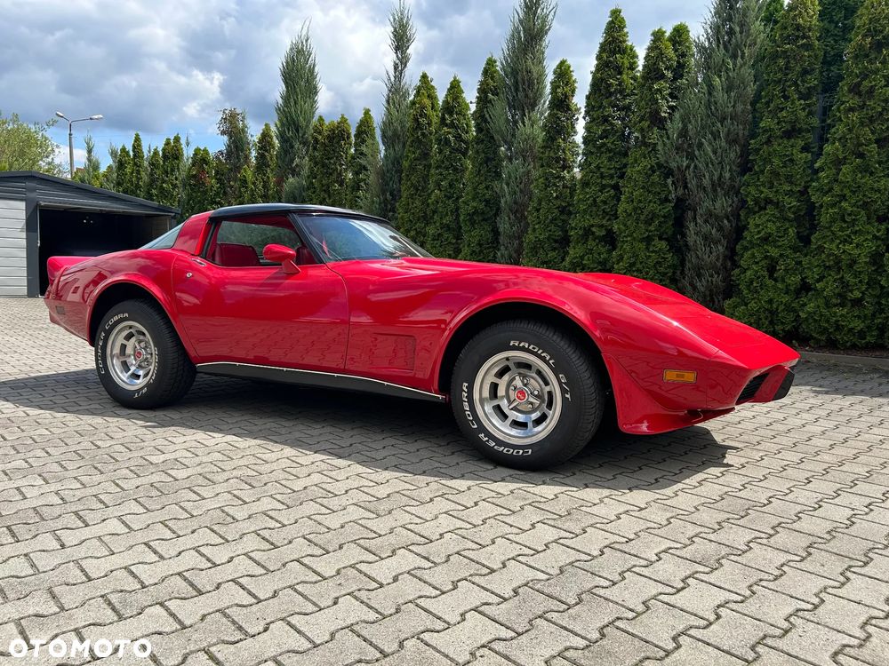 Chevrolet Corvette - 1