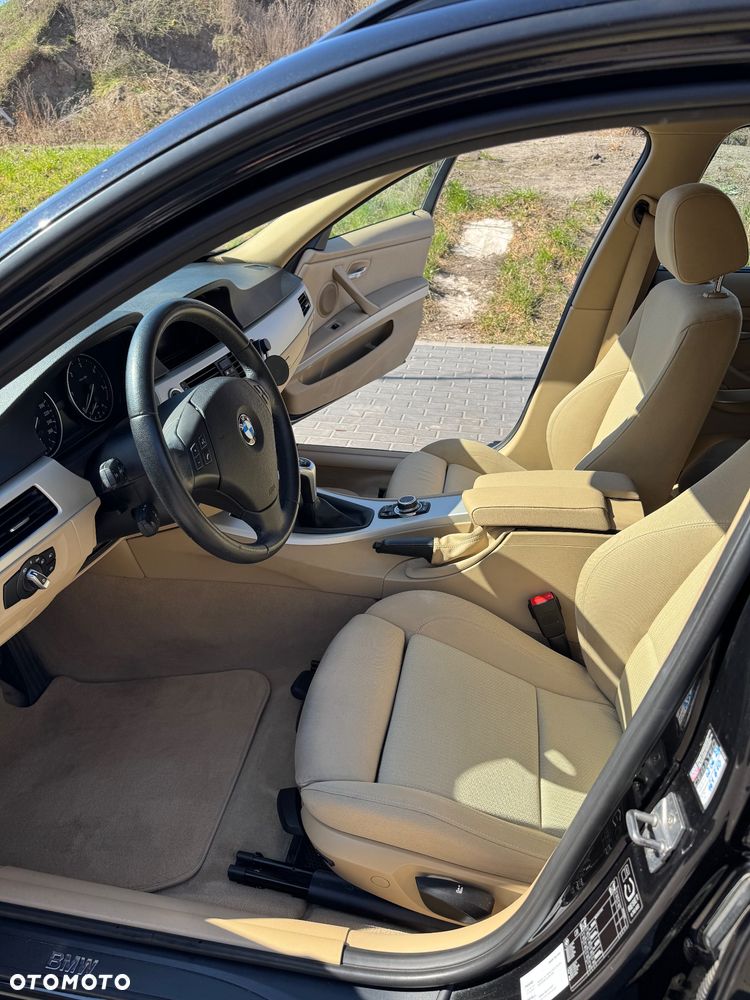 BMW Seria 3 320d DPF - 16