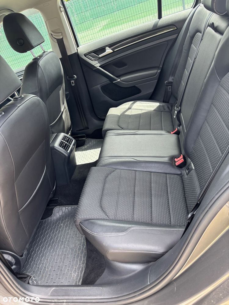 Volkswagen Golf 1.4 TSI BMT Highline - 16