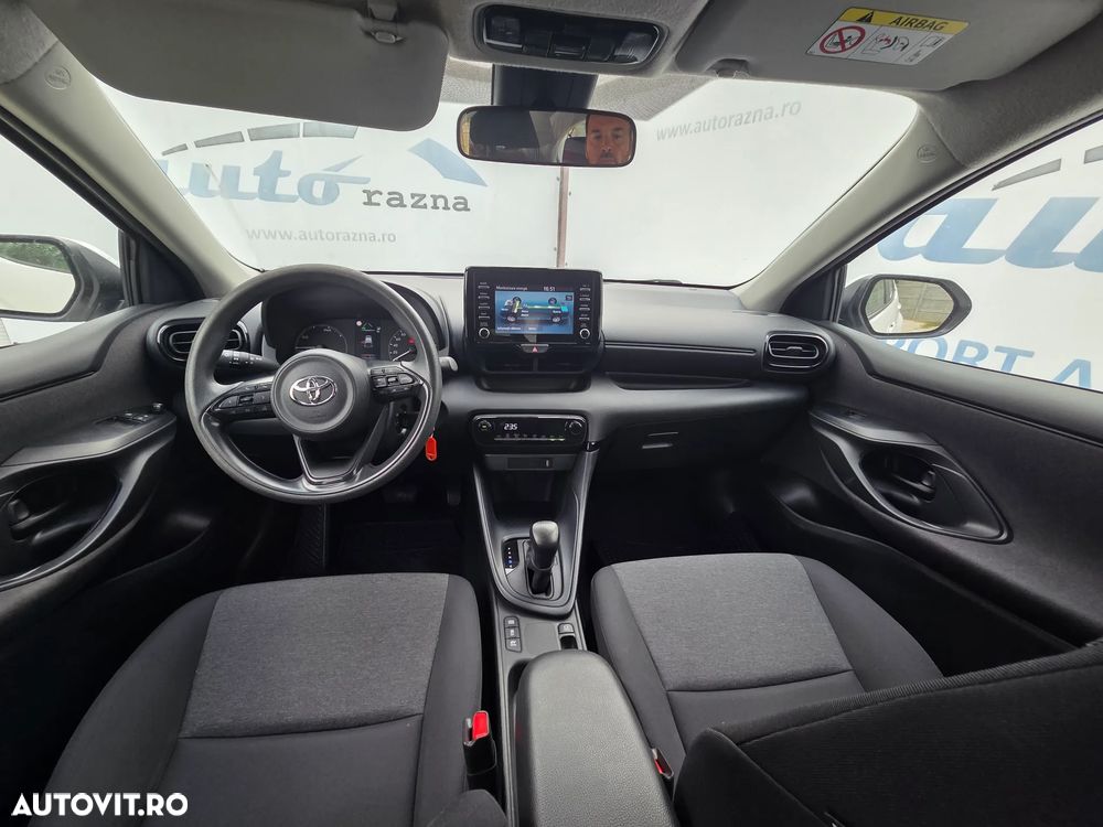 Toyota Yaris 1.5 VVT-i HSD Dynamic - 6