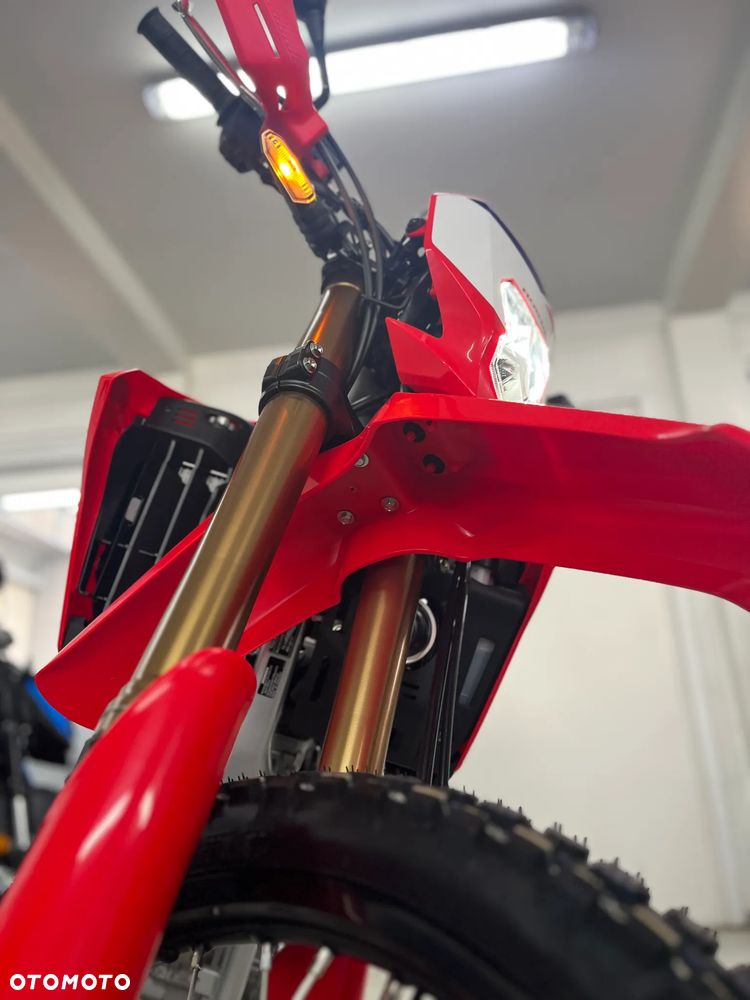 Honda CRF - 10