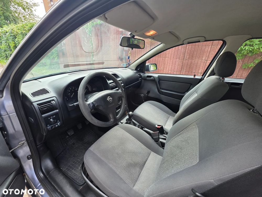 Opel Astra 1.4 Essentia - 6