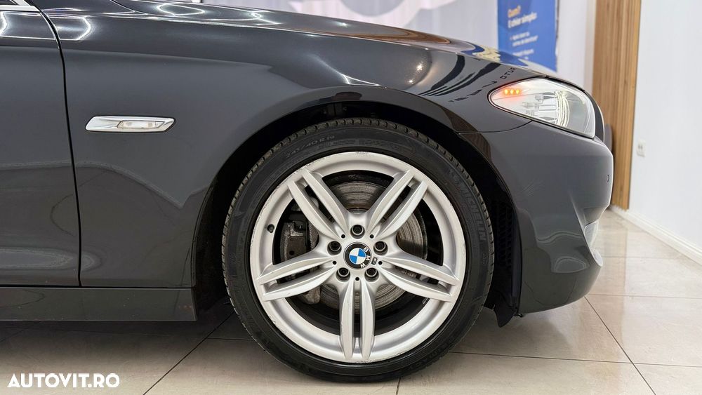 BMW Seria 5 530d Sport-Aut. - 15