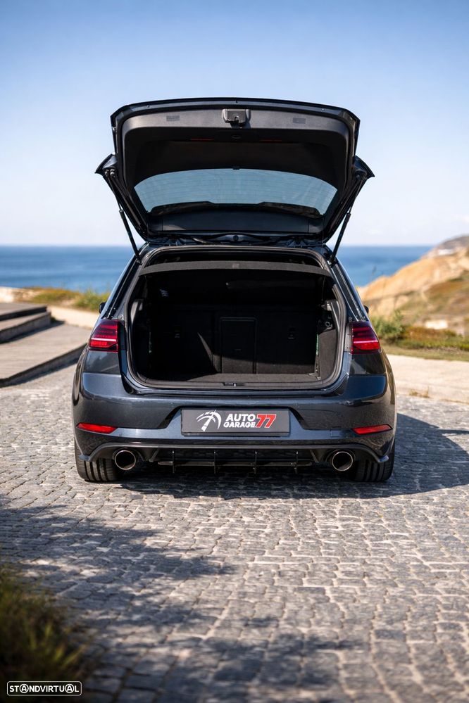 VW Golf 2.0 TSI GTI DSG - 11