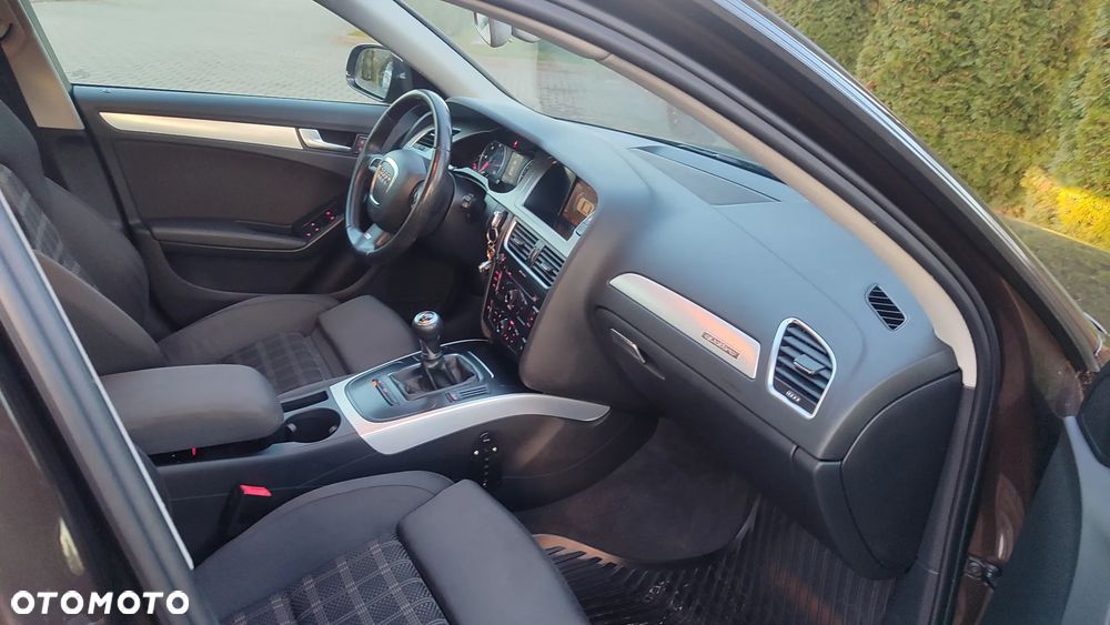 Audi A4 Limousine 2.0 TDI DPF quattro S line Sportpaket (plus) - 16