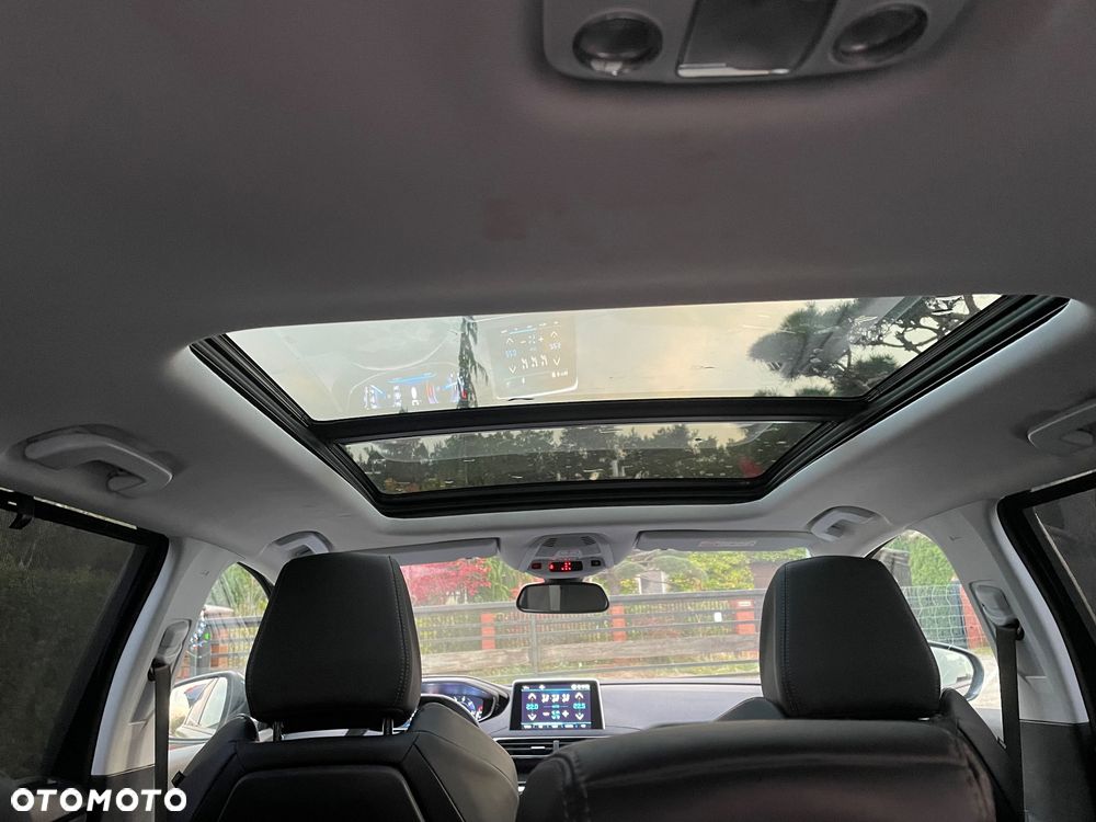 Peugeot 5008 2017