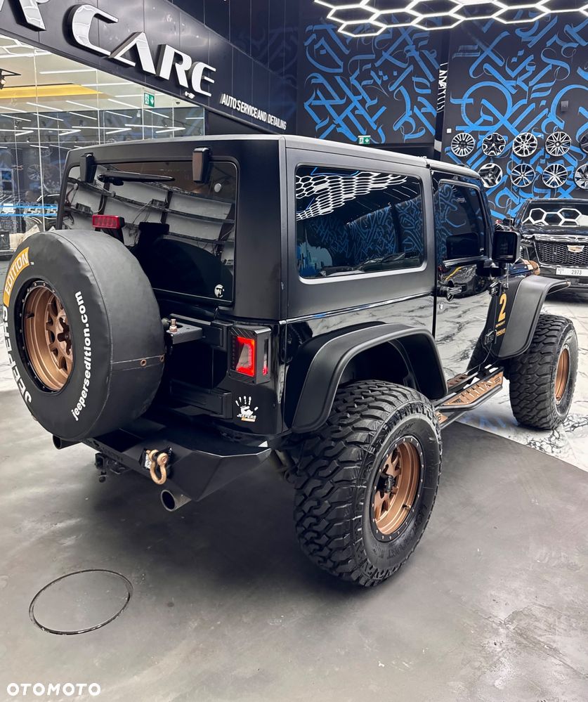Jeep Wrangler - 9
