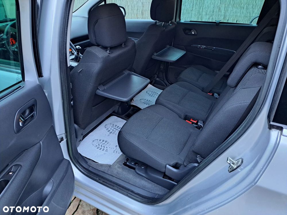 Peugeot 5008 HDI 150 Business-Line - 14