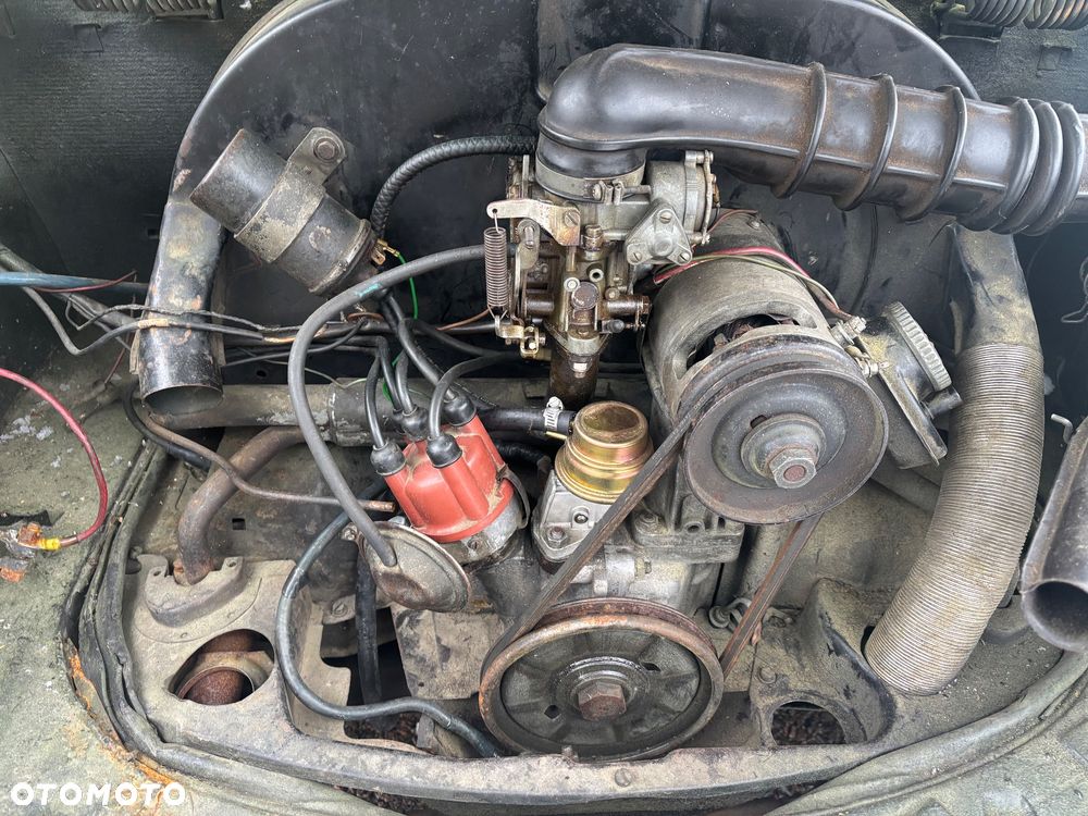 Volkswagen Karmann Ghia - 8