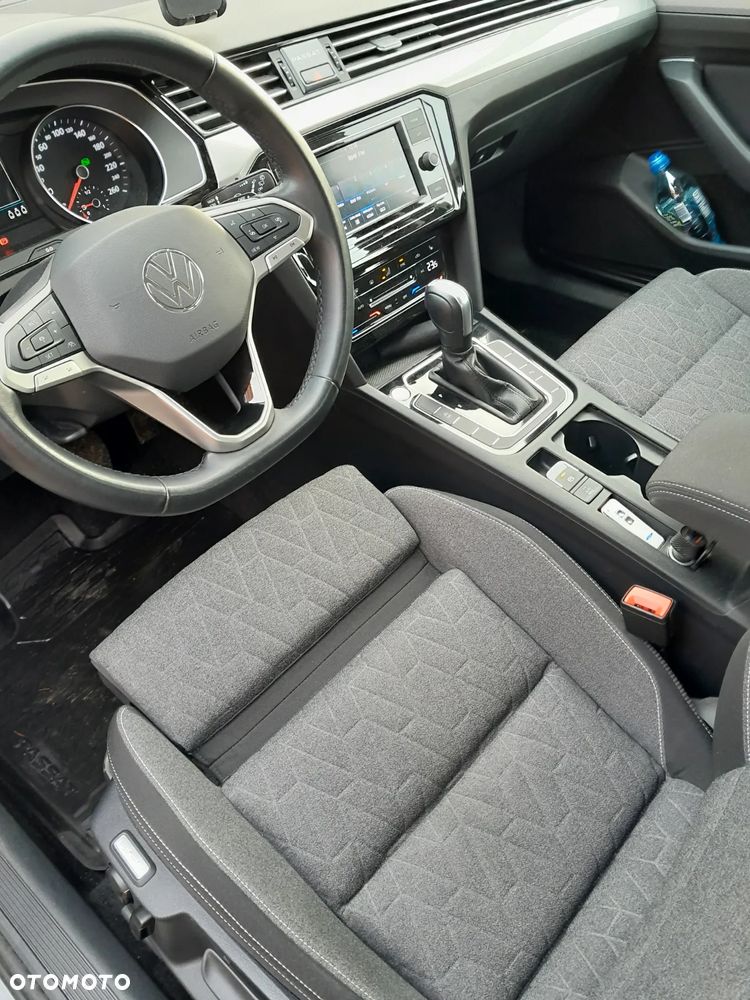 Volkswagen Passat 1.5 TSI EVO Elegance DSG - 11
