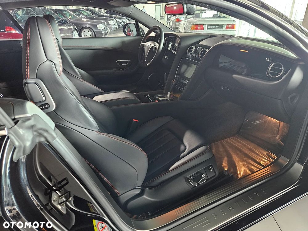 Bentley Continental GT V8 S - 19