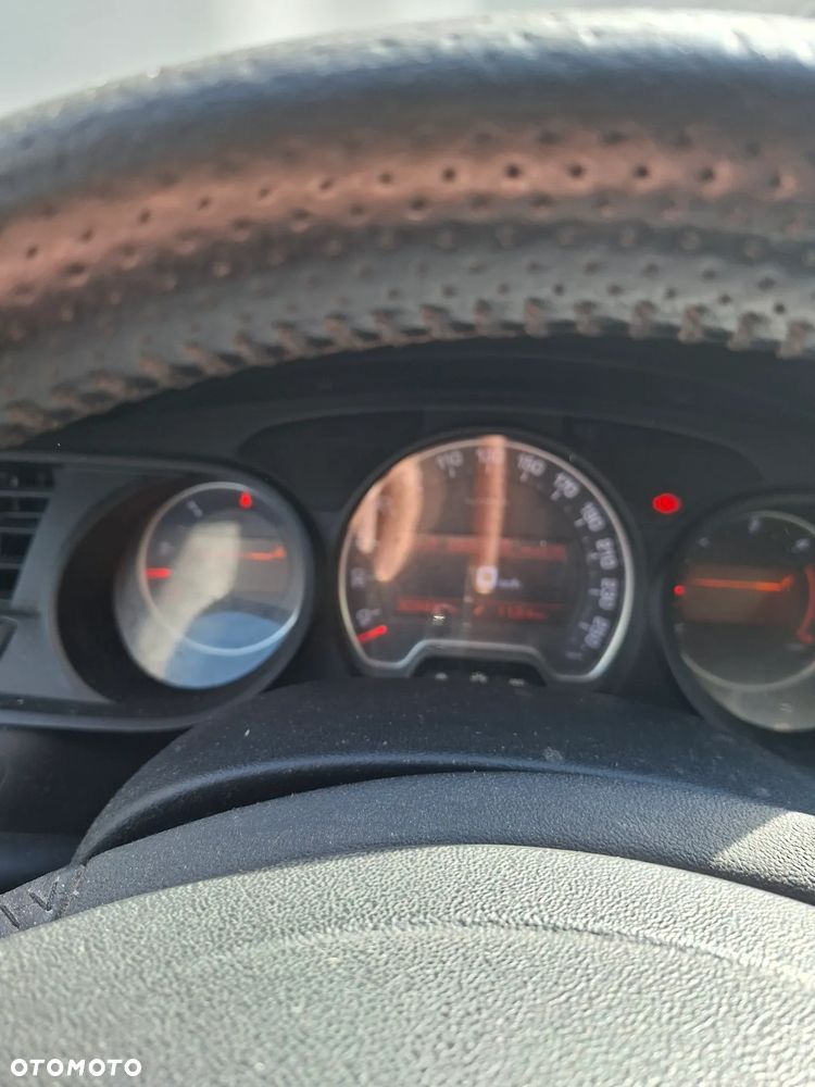 Citroën C5 1.6 HDi Attraction - 3