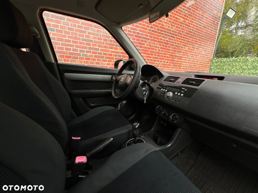 Suzuki Swift 1.3 A-M-T Comfort - 10